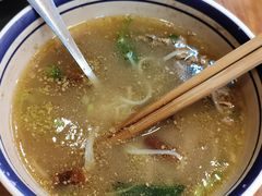 -云阿蛮云南生烫牛肉米线(奉贤路店)