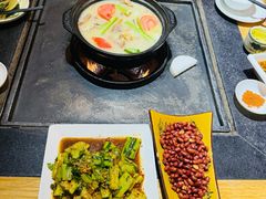 -有一锅·野生菌黑山羊腊排骨火锅(古城北门店)