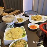 已经来过很多次了，他们家的这个火锅又可以吃