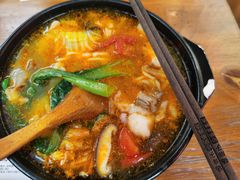 -金陵杨胖子·砂锅麻辣烫(金轮新天地店)