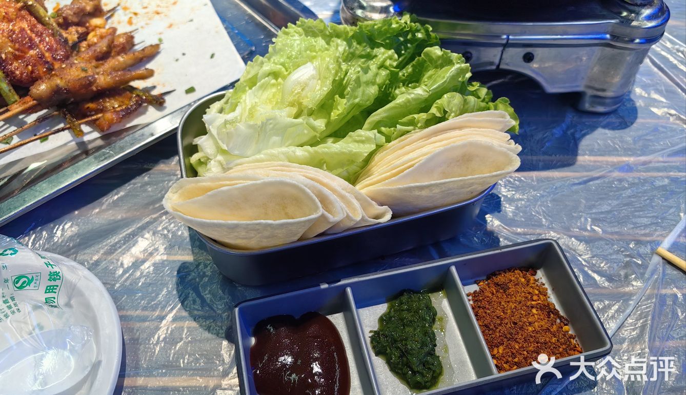 这一口烤肉卷饼太对味了