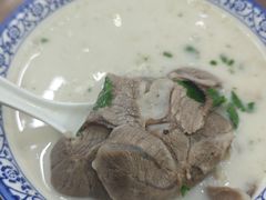 羊肉汤（多肉）-穆得·老周家牛肉烧饼(普利街店)