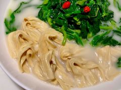 -遇外滩(BFC外滩金融中心店)