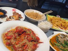 -肥肥虾庄·金牌油焖大虾(东湖欢乐谷店)