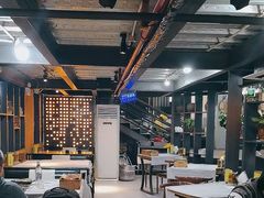 -云晓光头烧烤吧(盛夏店)