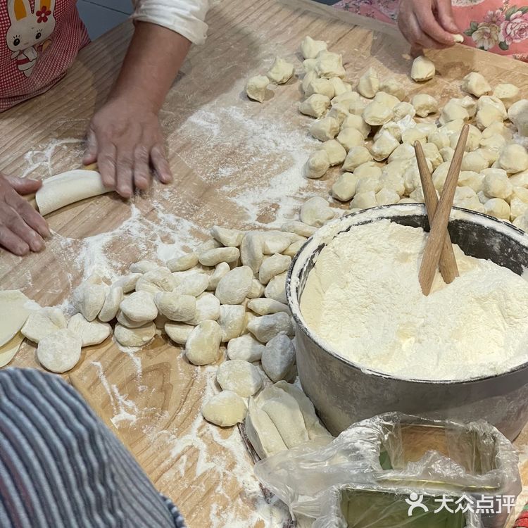 南京｜南京猪肉锅贴天花板