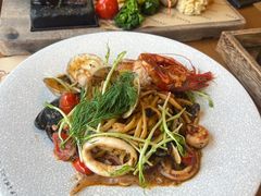 -Mark&Mars Restaurant