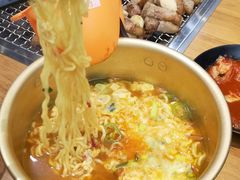 -肉甲韩国木炭烤肉(新壹街1店)