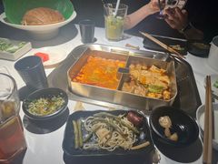 -九鼎轩脆毛肚火锅(南京东路店)