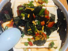 -超越炭火牛蛙火锅鸡(河东店)