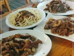 -老鼎万春卤菜(五代传承创始老店)