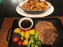 -必胜客(东莞地王店)