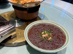 -帅巴人舅母子腊蹄民俗村