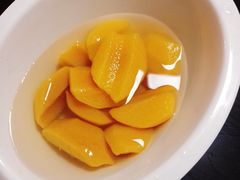 黄桃罐头-龙福源密云水库灶台鱼