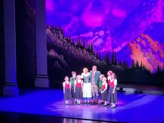 -交通银行前滩31演艺中心