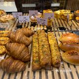 马陆老牌面包店，好诱人的面包[加油]
