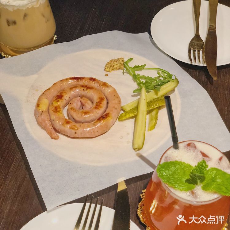 广州美食探店|江泰路隐藏美味!超有情调的小店🍽🥃