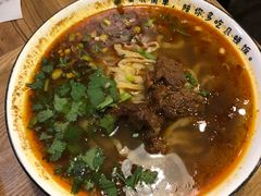经典牛肉面-每碗面馆(新鸿安大厦店)