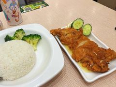 -佰搭果·广式茶餐厅(西华路店)