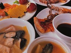 -怡豪大饭店·银顶旋转餐厅