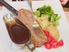 -必胜客(城西银泰店)