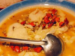 酸菜鱼-满堂春特色餐馆