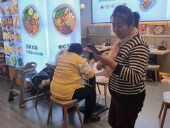 -桂在香知桂林米粉(红博中央公园店)