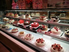 -巴黎贝甜(大宁国际商业广场店)