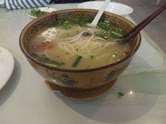 -桥香园云南过桥米线(金马碧鸡店)