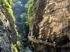 -龙水峡地缝景区