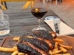 -Ribs & Burgers The Rocks