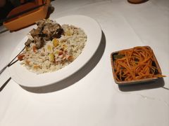 -谷丽麦馕新疆菜·清真(步步高梅溪新天地店)