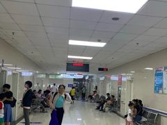 -上海市松江区泗泾医院