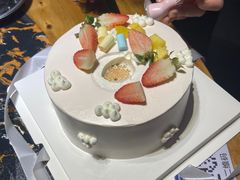 -糖小曼生日蛋糕