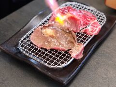 -铭牛烧肉·和牛海鲜自助(高新月牙湖店)