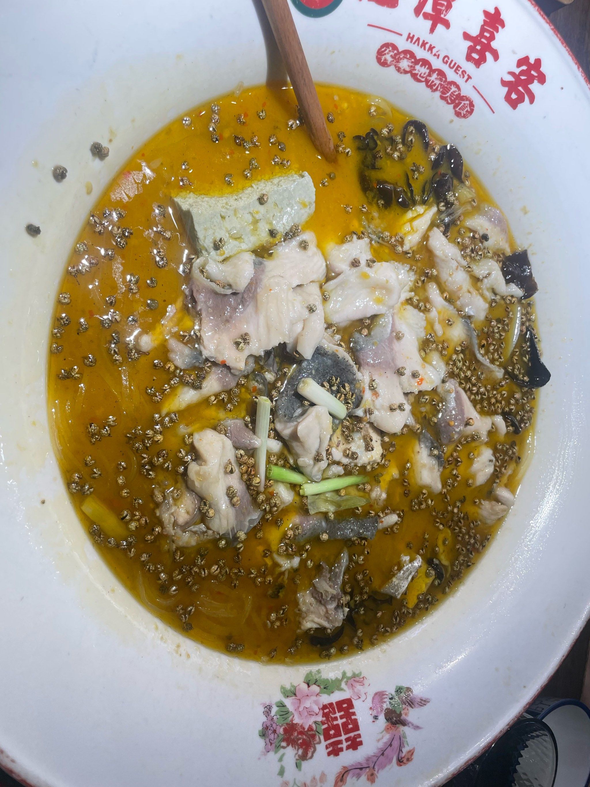 经济实惠宝藏美食 #地方菜 #地方特色美食 
这次是抽中的霸王餐去的