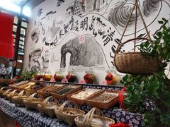 -客家大院·非遗赣南客家菜(郁孤台店)