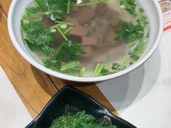 -馋三尺蟹粉小笼(人民广场店)