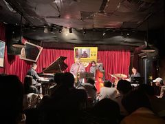 -东岸Cafe 爵士俱乐部