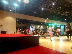 -超级猩猩健身·团课·瑜伽(花园道店)