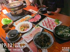 -山之屋炭火烧肉·生啤畅饮(大朗万科中央公园店)