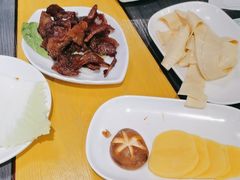 -四季喧黔味豆米火锅(万达广场店)