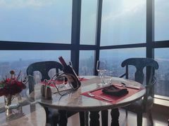 -锦厨国际自助餐厅 · 云端景观 (昆明索菲特大酒店)