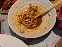 -肥肥虾庄·金牌油焖大虾(杨园滨江时代walk店)