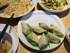 -关东小磨东北菜(上海长风大悦城店)