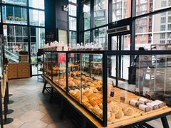 面包甜点陈列柜-原麦山丘(望京小街店)
