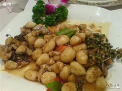 少的可怜的香麻牛蛙-御花园·粤菜·海鲜火锅(中山公园店)