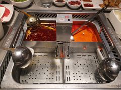 -海底捞火锅鲜切牛肉主题店(长寿路店)