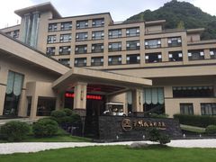 -天明山温泉大酒店
