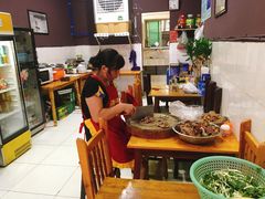 -谢老五跷脚牛肉·非遗传承店